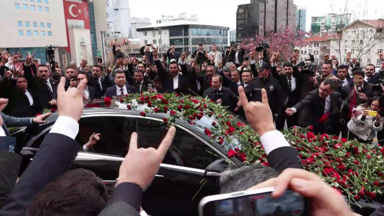 BAH&Ccedil;ELİ KARŞILAMA